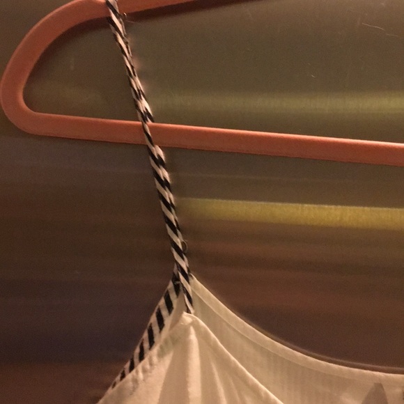 Volcom White sundress - Picture 7 of 7